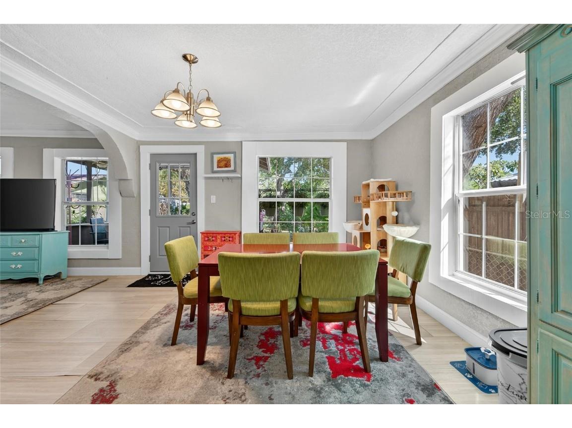 2700 25th Avenue N Saint Petersburg FL 33713 TB8437797 image16