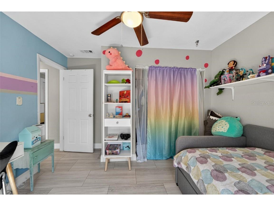 2700 25th Avenue N Saint Petersburg FL 33713 TB8437797 image26