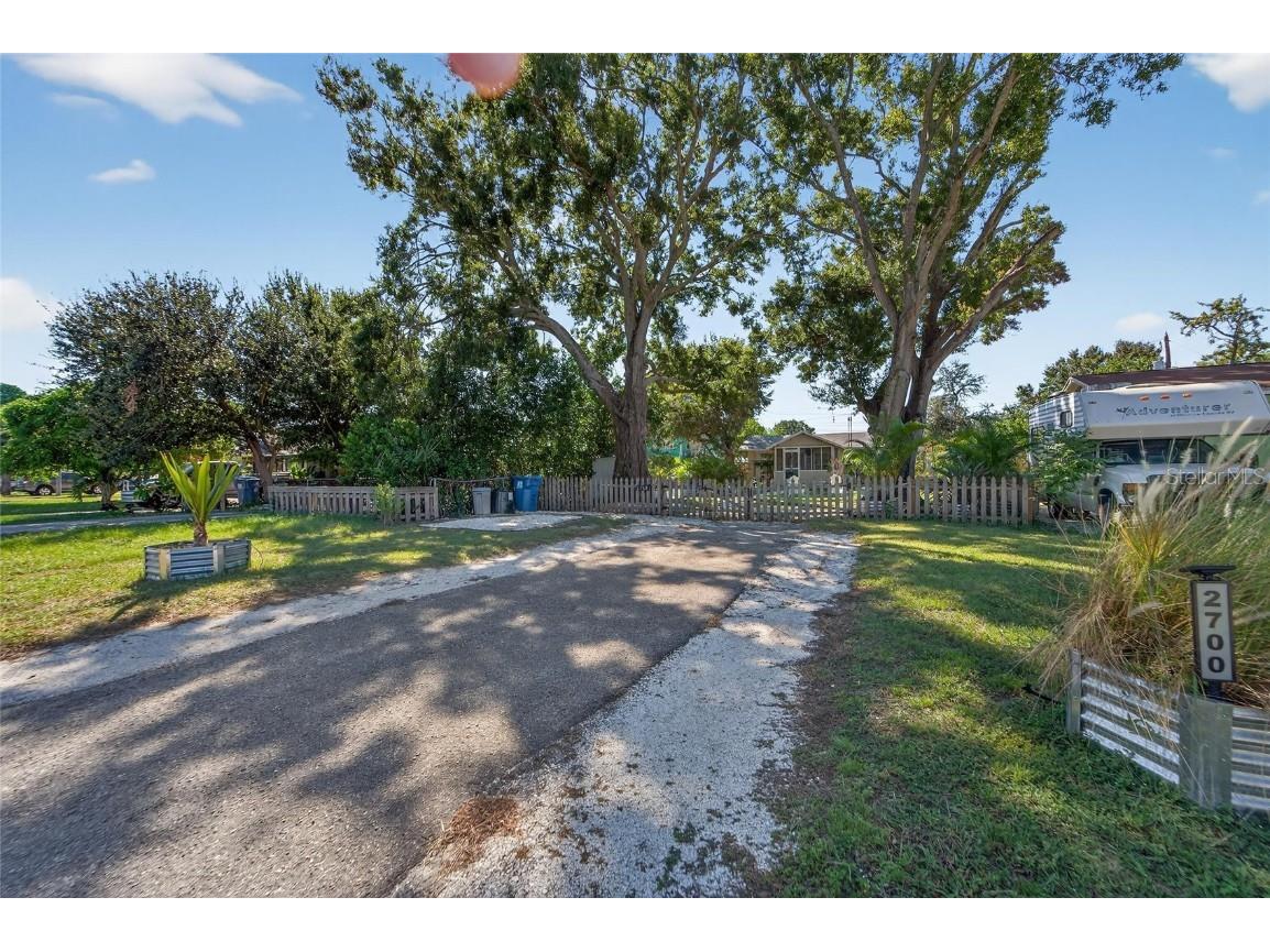 2700 25th Avenue N Saint Petersburg FL 33713 TB8437797 image33