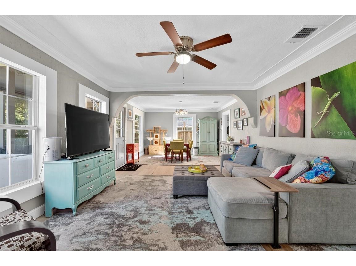 2700 25th Avenue N Saint Petersburg FL 33713 TB8437797 image8