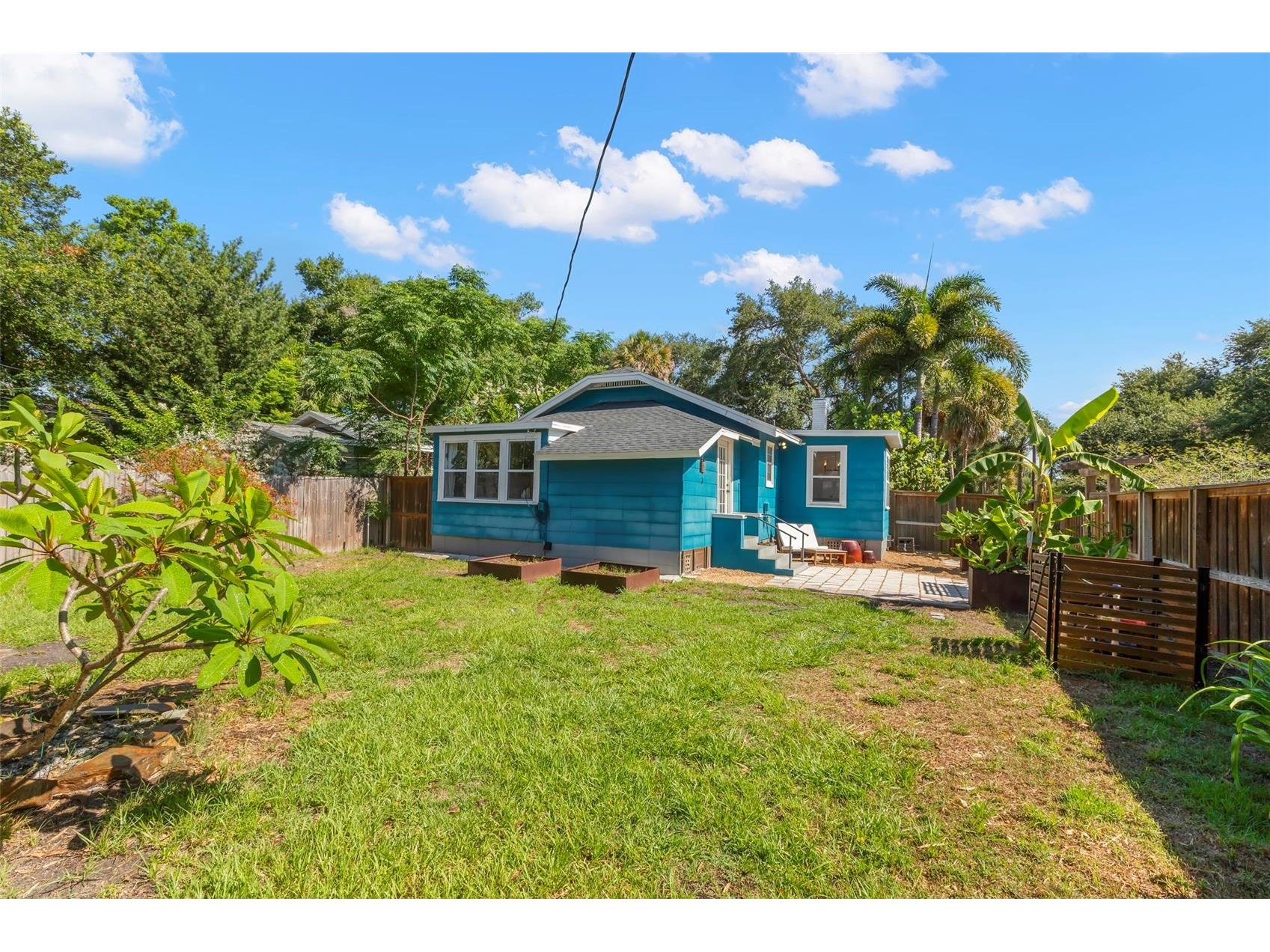 2700 2nd Avenue N Saint Petersburg FL 33713 TB8522348 image21