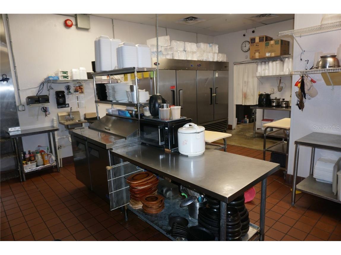 2700 34th Street N Saint Petersburg FL 33713 TB8394197 image11