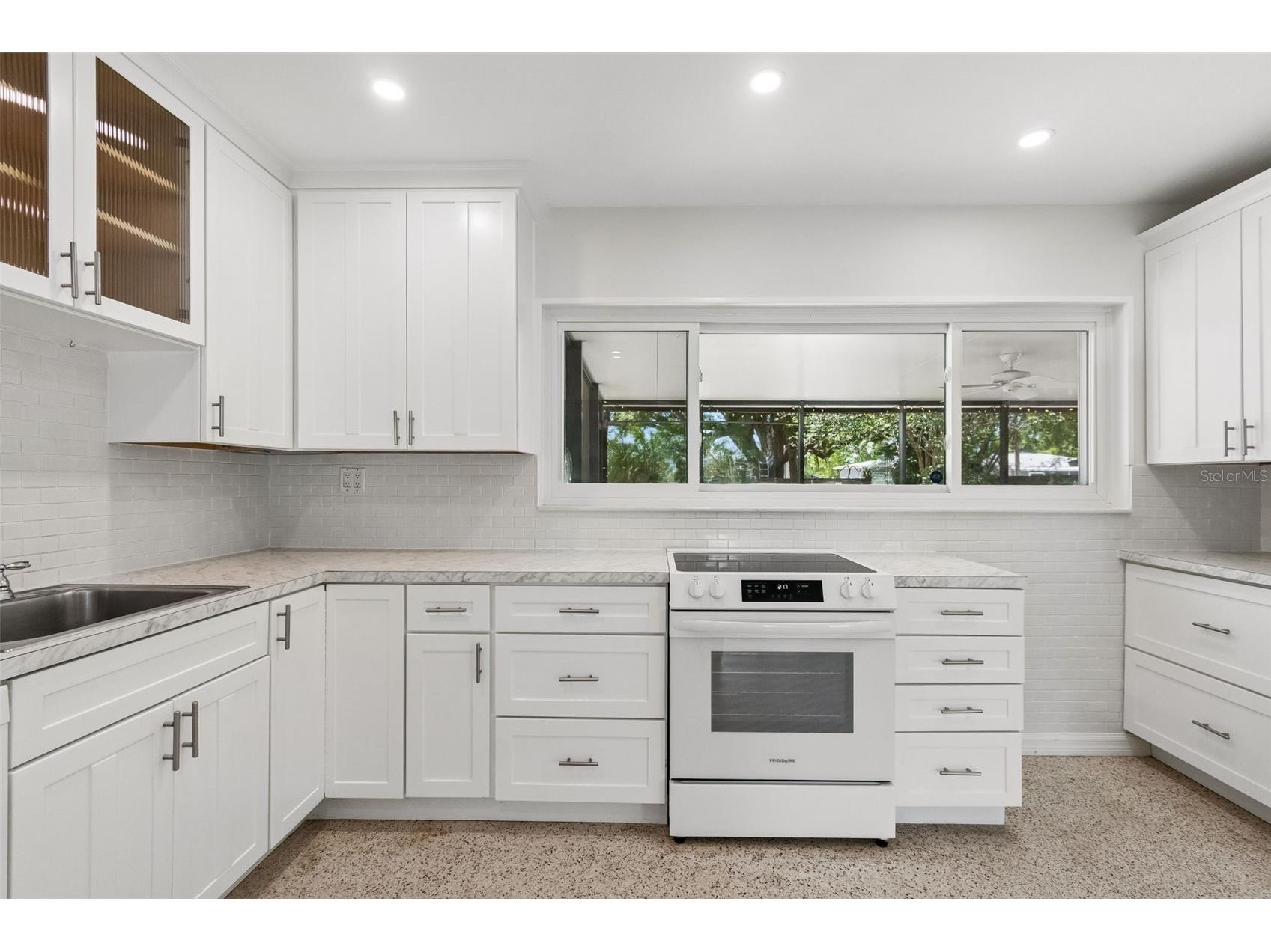 2700 43rd Street N Saint Petersburg FL 33713 TB8504985 image10