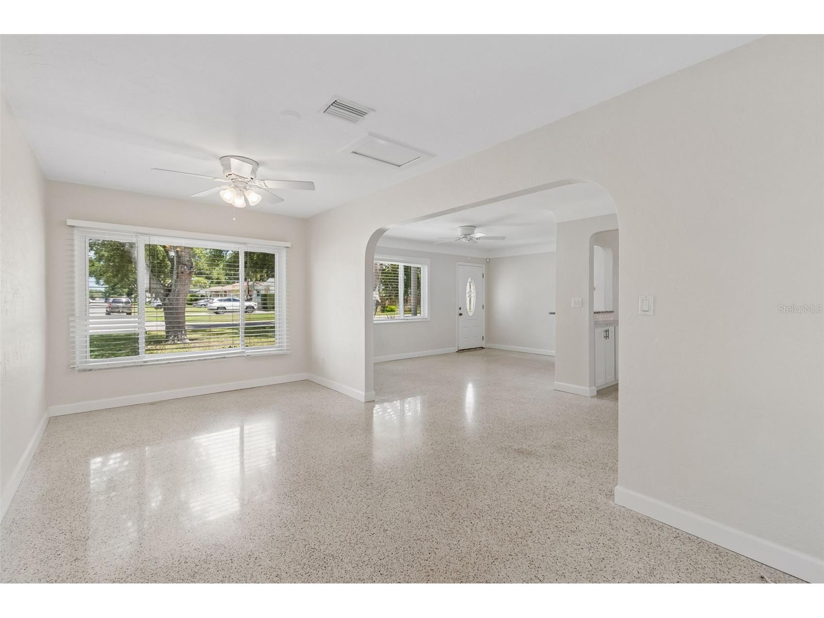 2700 43rd Street N Saint Petersburg FL 33713 TB8504985 image12