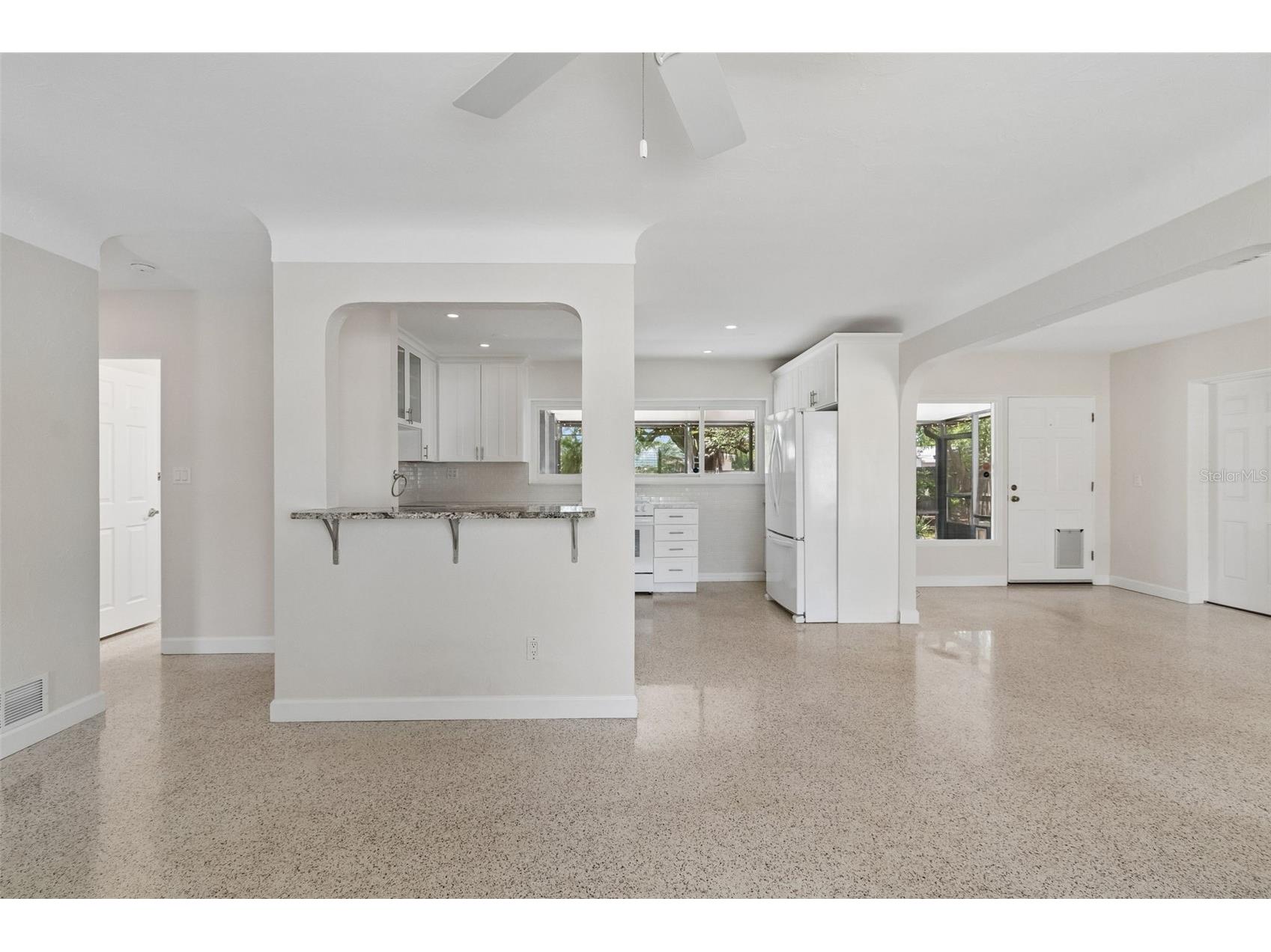 2700 43rd Street N Saint Petersburg FL 33713 TB8504985 image15