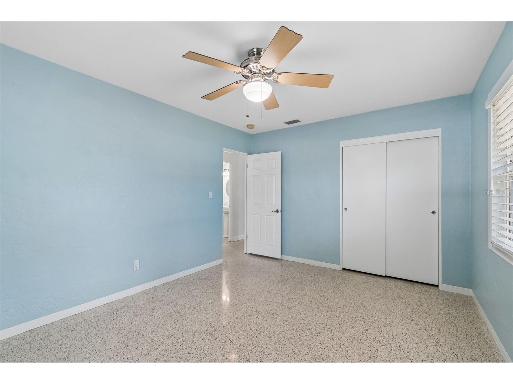 2700 43rd Street N Saint Petersburg FL 33713 TB8504985 image20