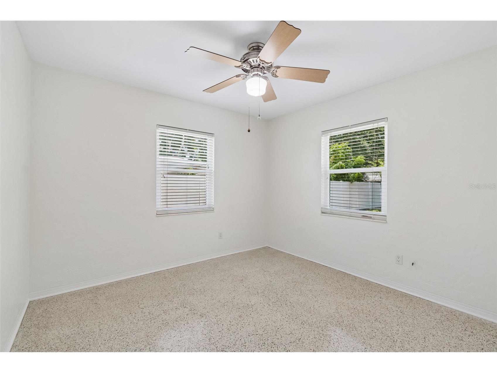 2700 43rd Street N Saint Petersburg FL 33713 TB8504985 image23