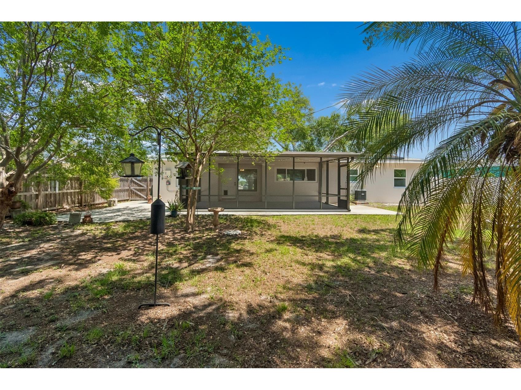 2700 43rd Street N Saint Petersburg FL 33713 TB8504985 image30