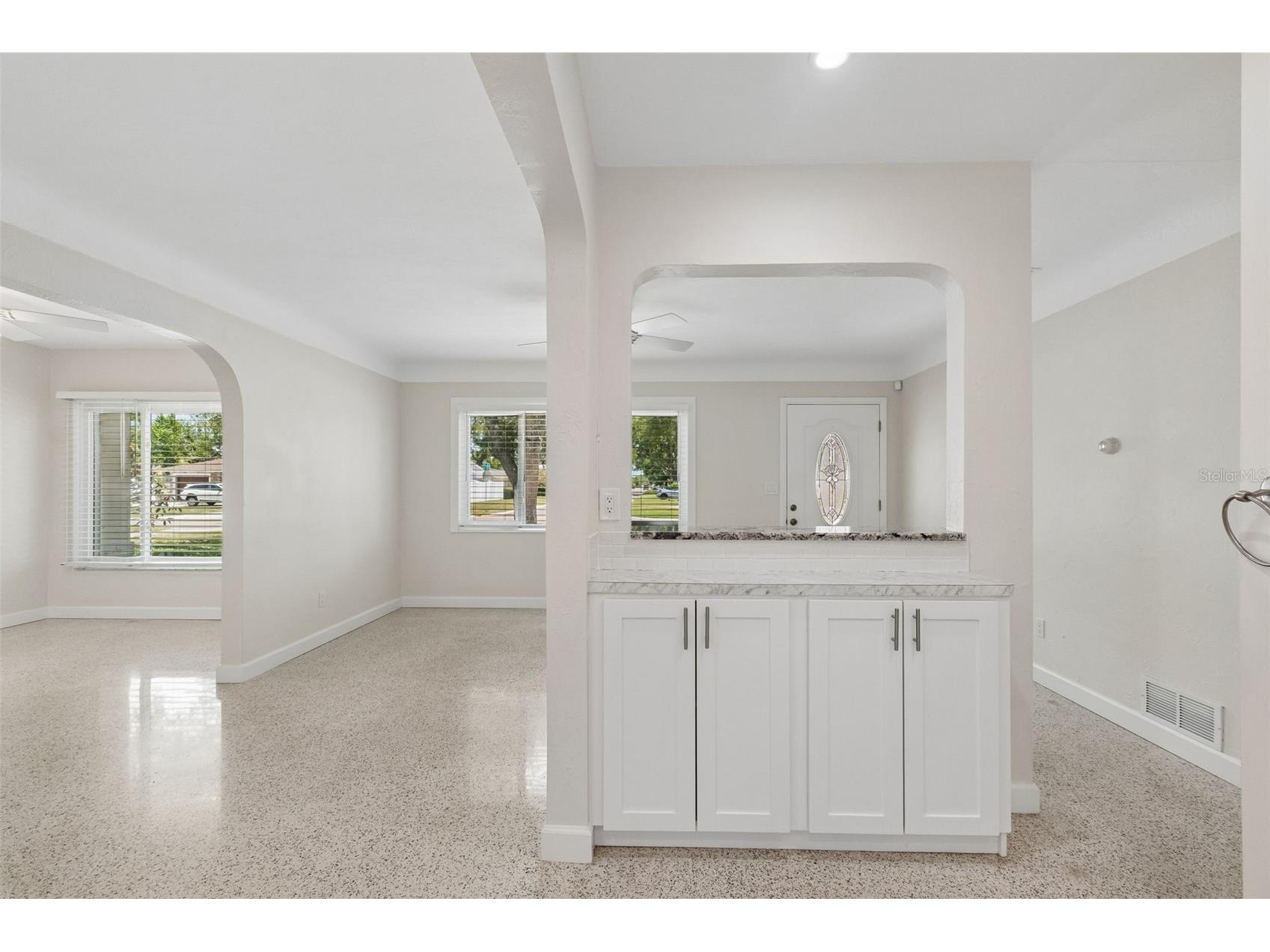 2700 43rd Street N Saint Petersburg FL 33713 TB8504985 image7