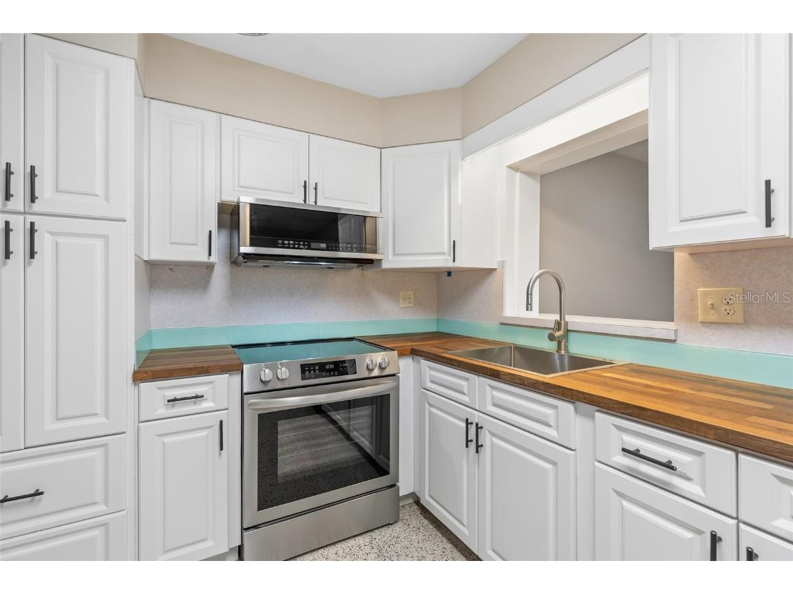 2700 67th Street N Saint Petersburg FL 33710 TB8441538 image12