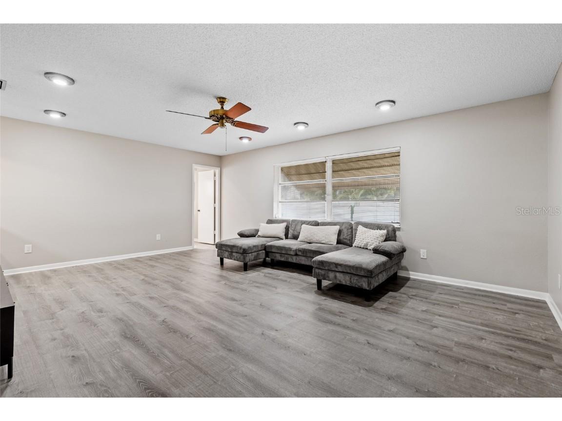 2700 67th Street N Saint Petersburg FL 33710 TB8441538 image14