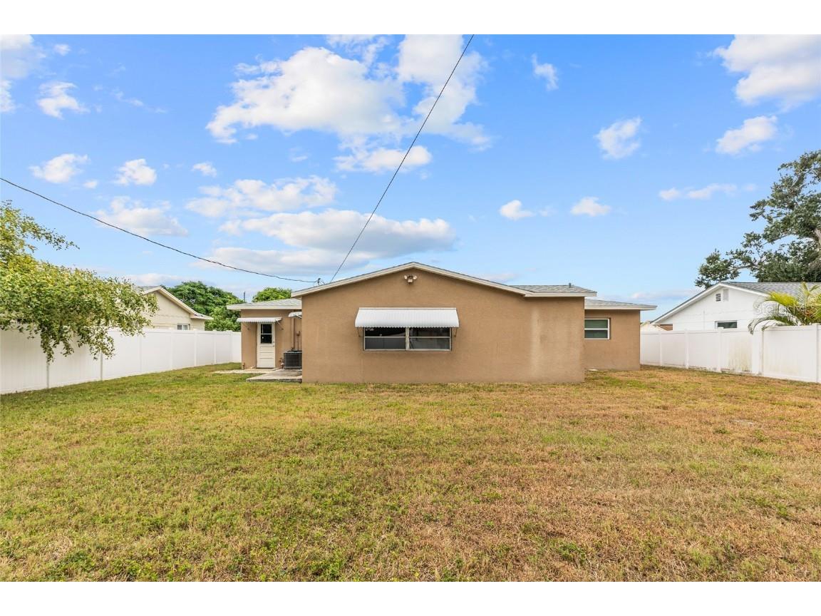 2700 67th Street N Saint Petersburg FL 33710 TB8441538 image32