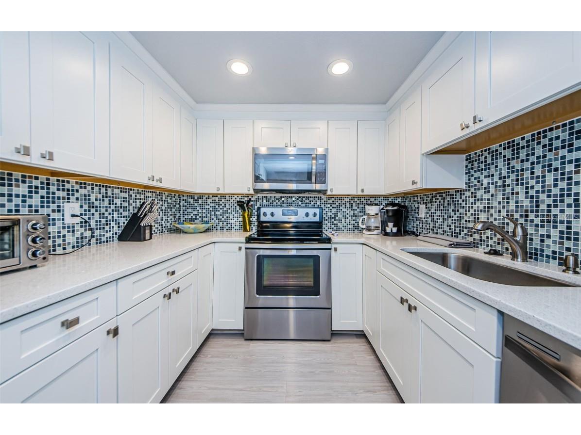 2700 Bayshore Boulevard #11302 Dunedin FL 34698 - ST JOSEPH SOUND/GULF OF MEXICO TB8343487 image18