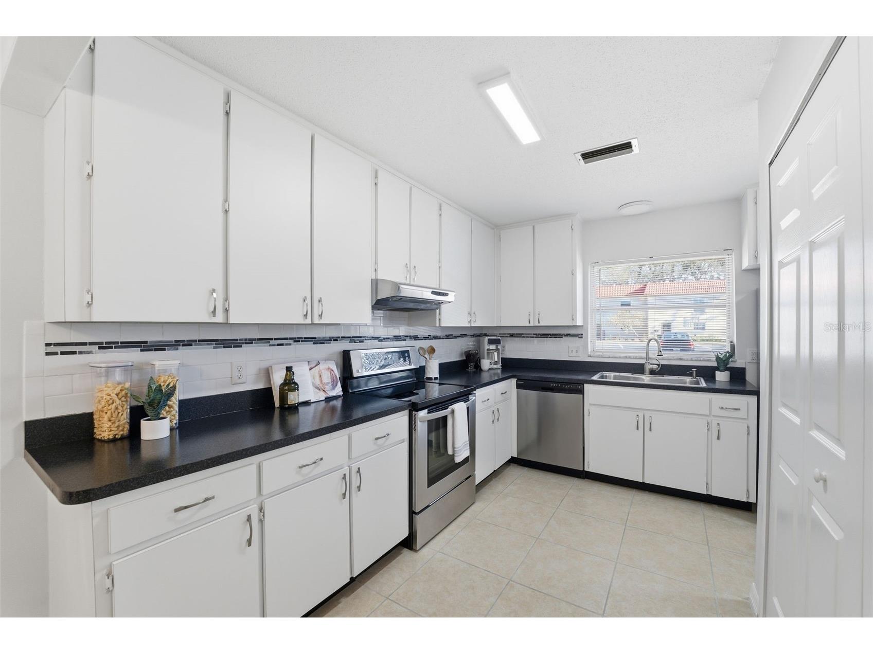 2700 Bayshore Boulevard #556 Dunedin FL 34698 W7882824 image9