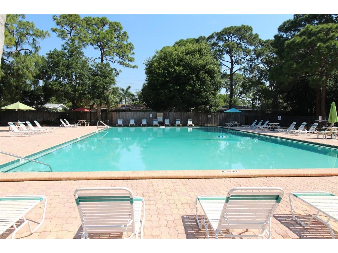 2700 Coconut Bay Lane #1L Sarasota FL 34237 A4675856 image18