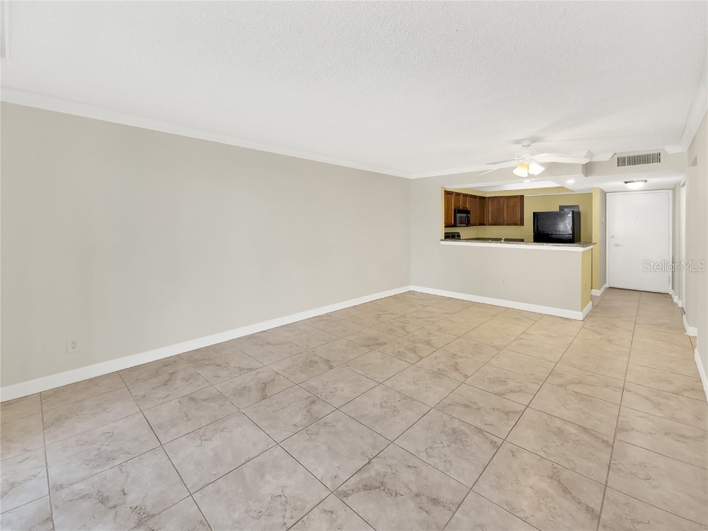 2700 Coconut Bay Lane #419 Sarasota FL 34237 S5127342 image2