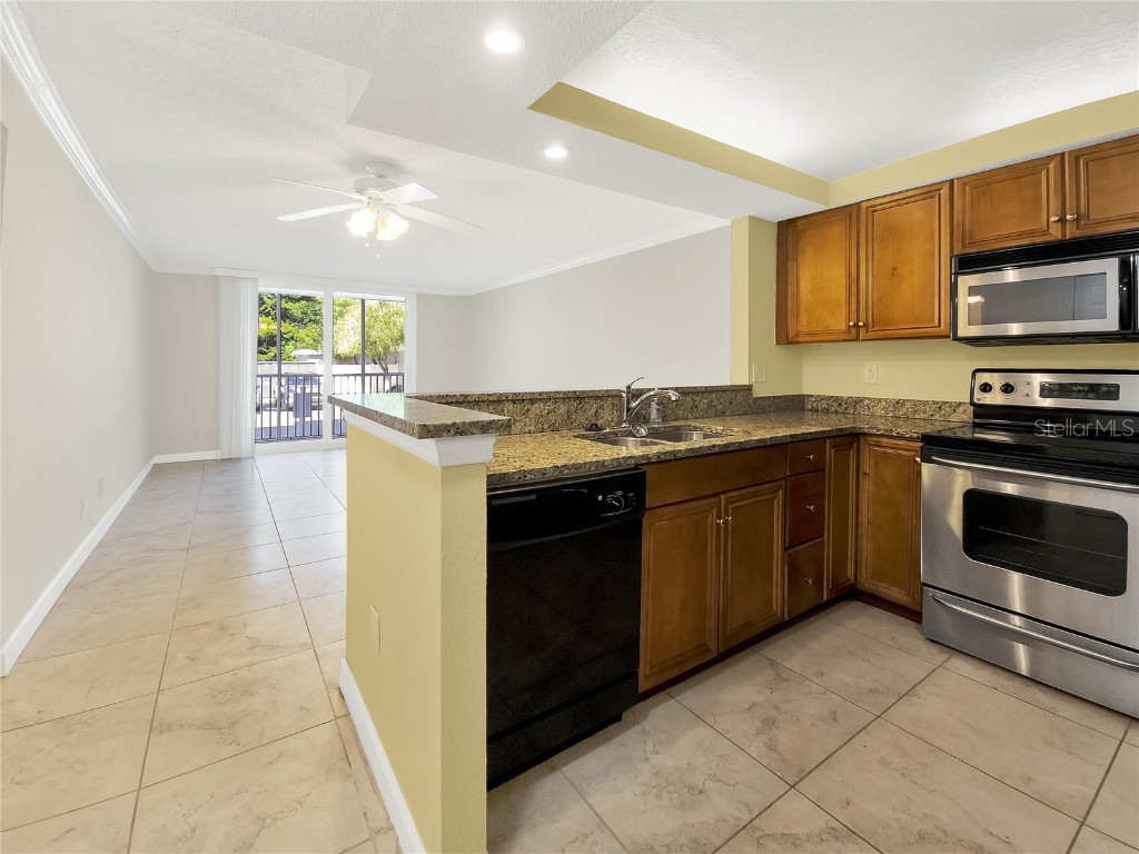 2700 Coconut Bay Lane #419 Sarasota FL 34237 S5127342 image4