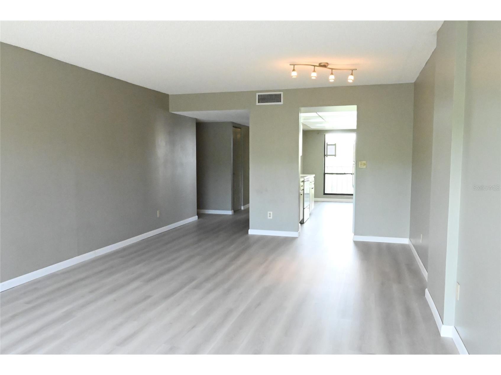 2700 Cove Cay Drive #1-4G Clearwater FL 33760 TB8515174 image3