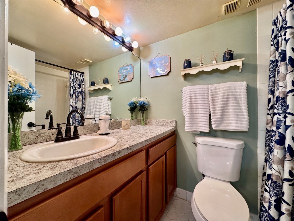 2700 Cove Cay Drive #2B Clearwater FL 33760 TB8415803 image13