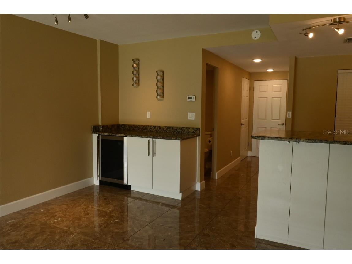 2700 Cove Cay Drive #2D Clearwater FL 33760 TB8405494 image10