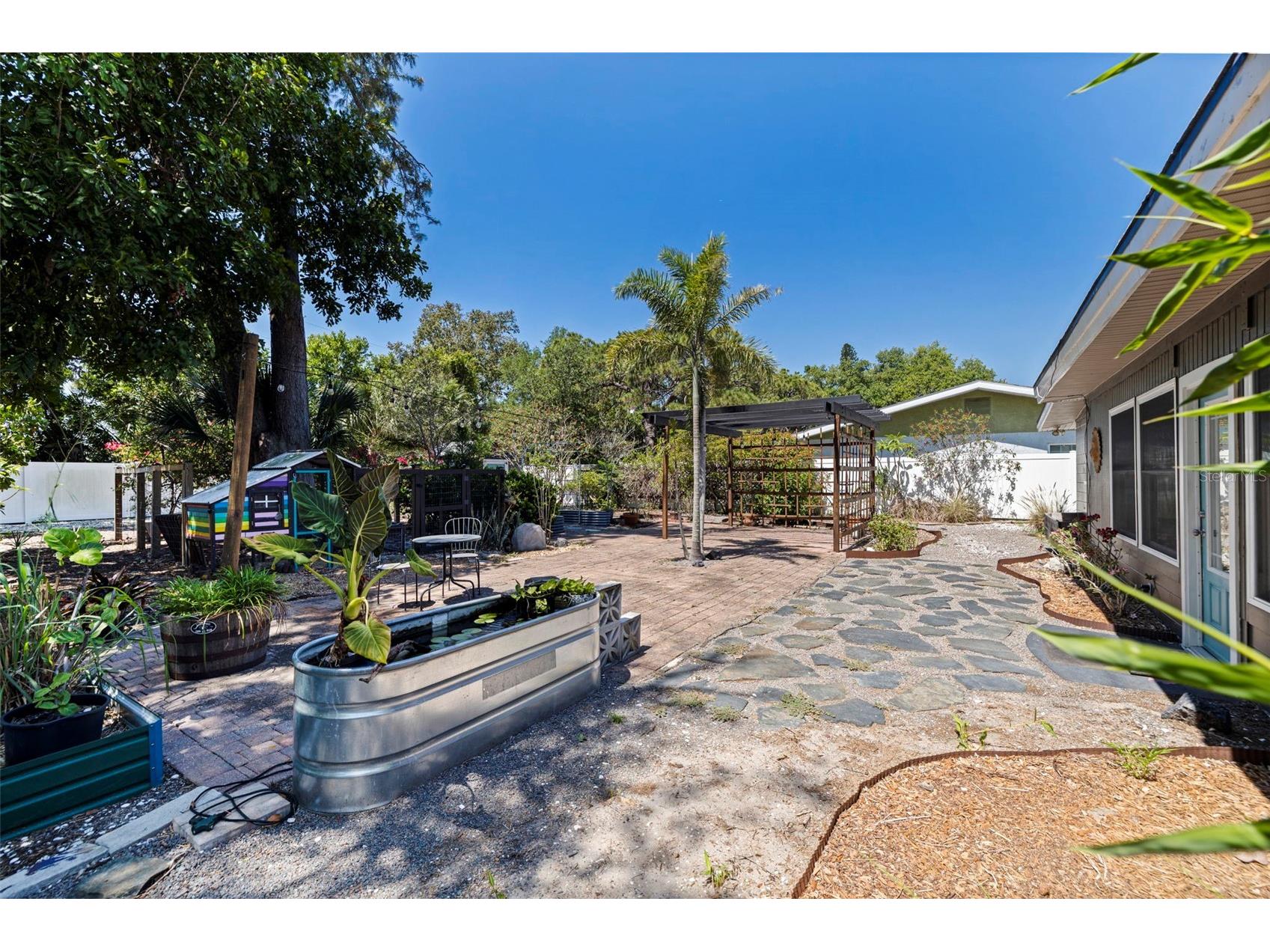 2700 Desoto Way S Saint Petersburg FL 33712 TB8510831 image30