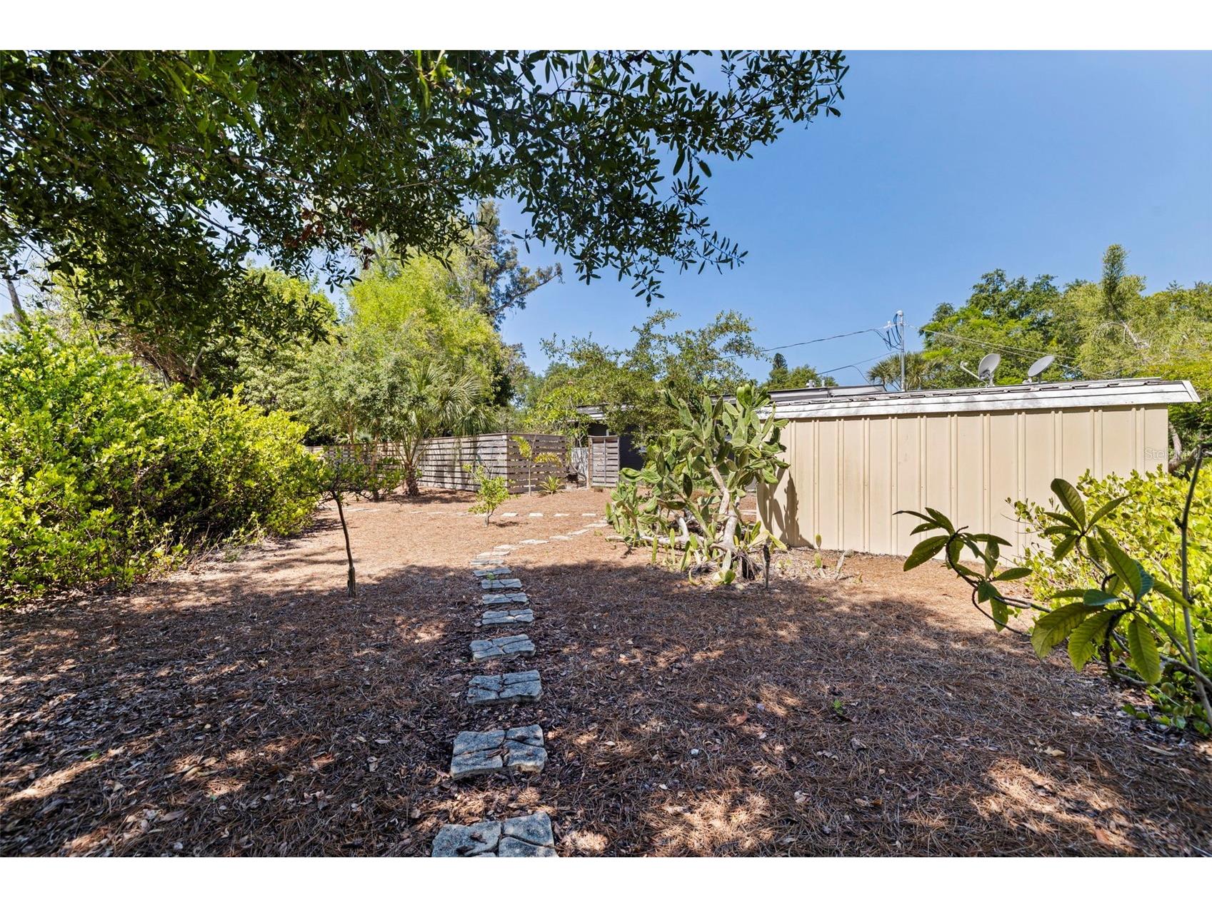 2700 Desoto Way S Saint Petersburg FL 33712 TB8510831 image37