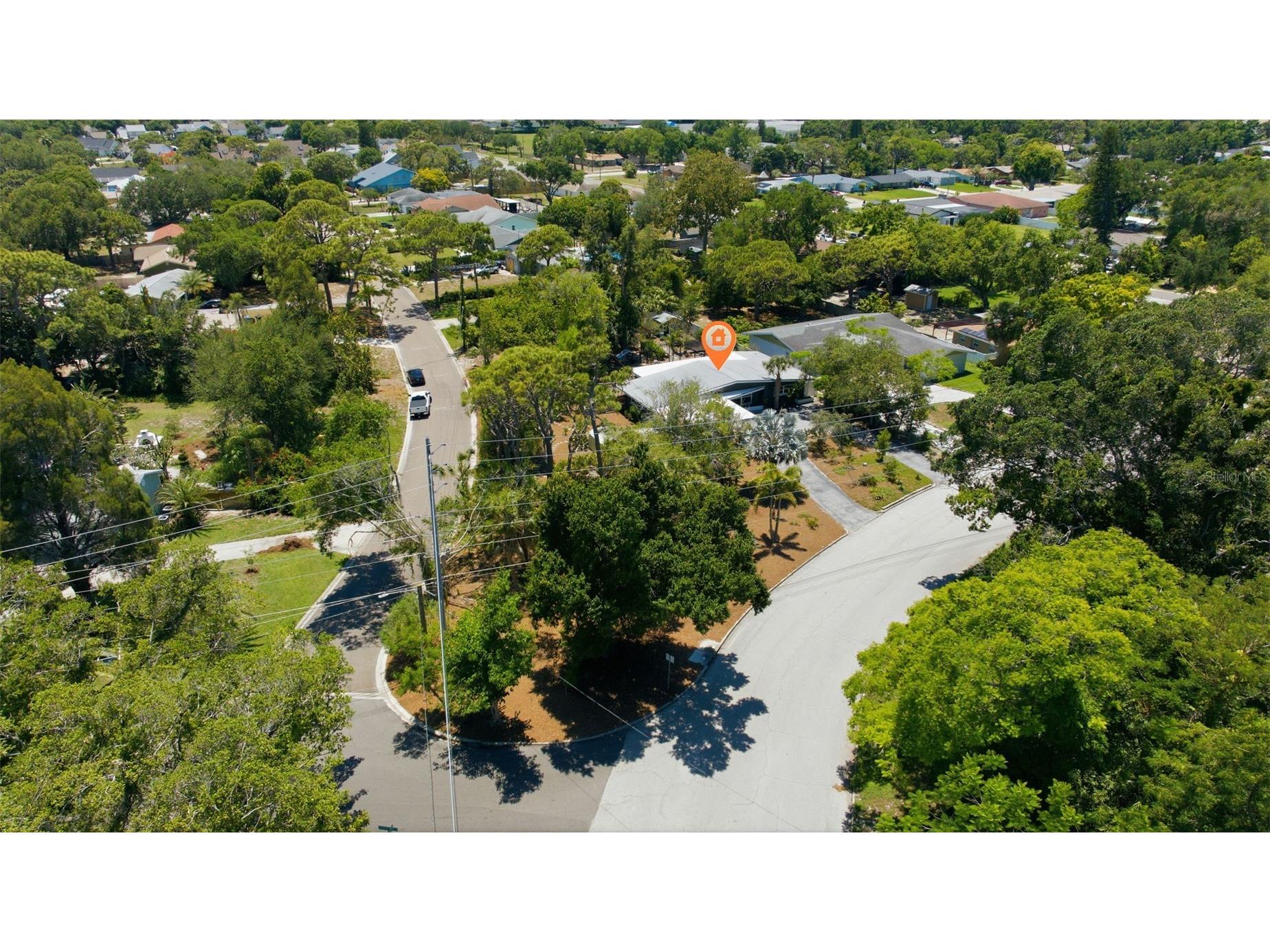 2700 Desoto Way S Saint Petersburg FL 33712 TB8510831 image41