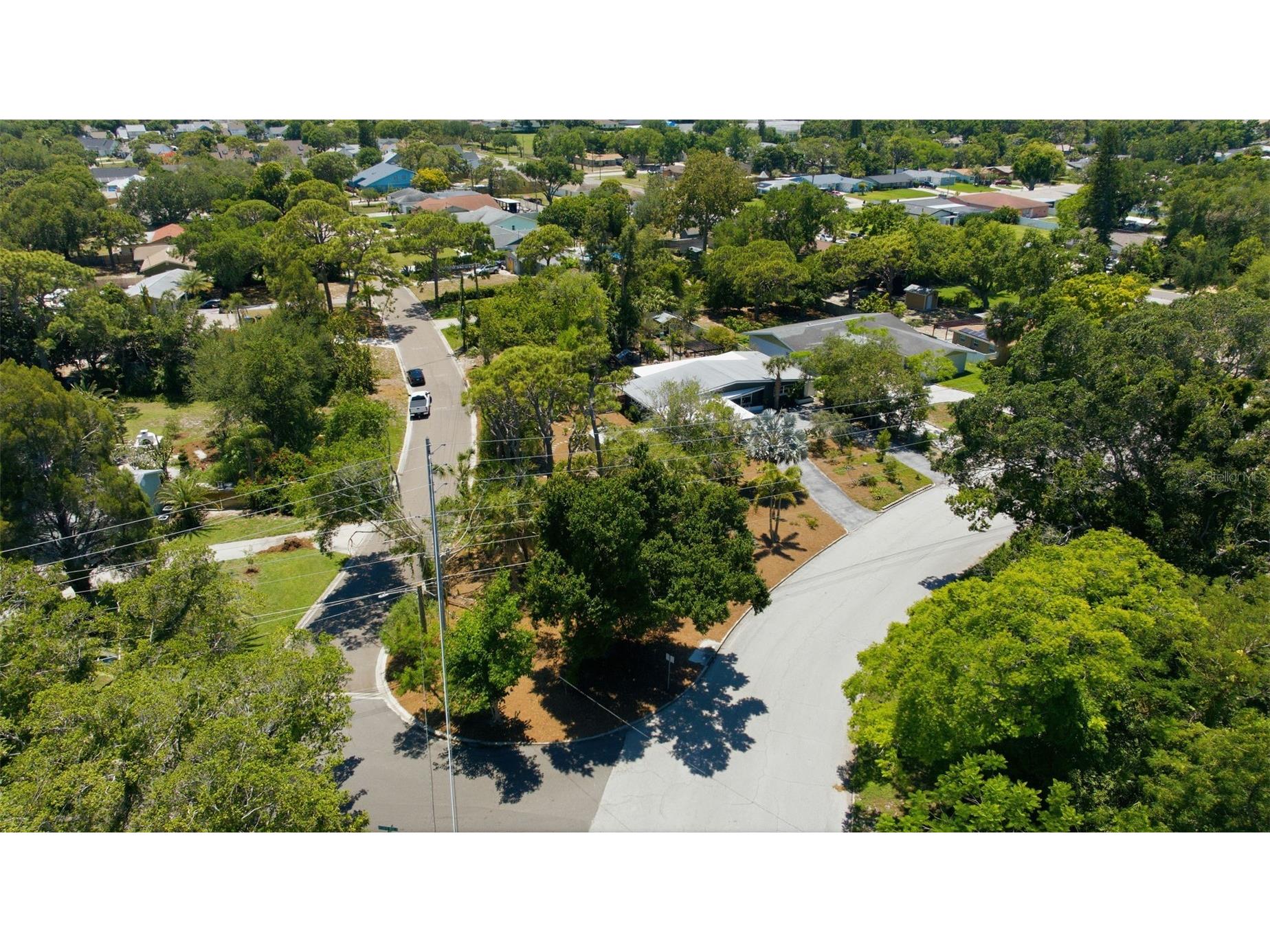 2700 Desoto Way S Saint Petersburg FL 33712 TB8510831 image53