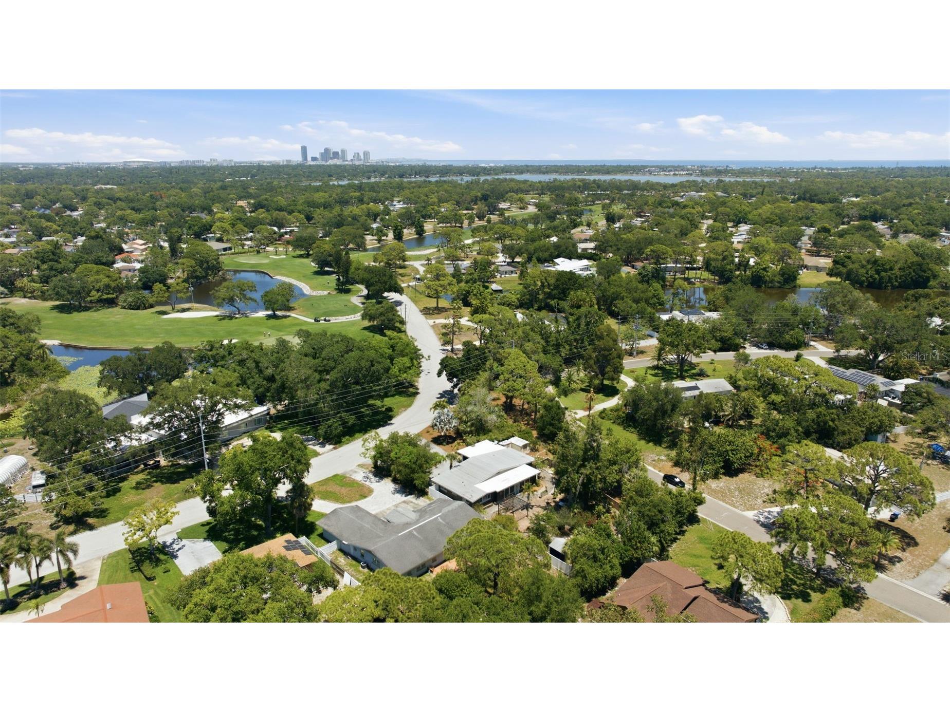 2700 Desoto Way S Saint Petersburg FL 33712 TB8510831 image58