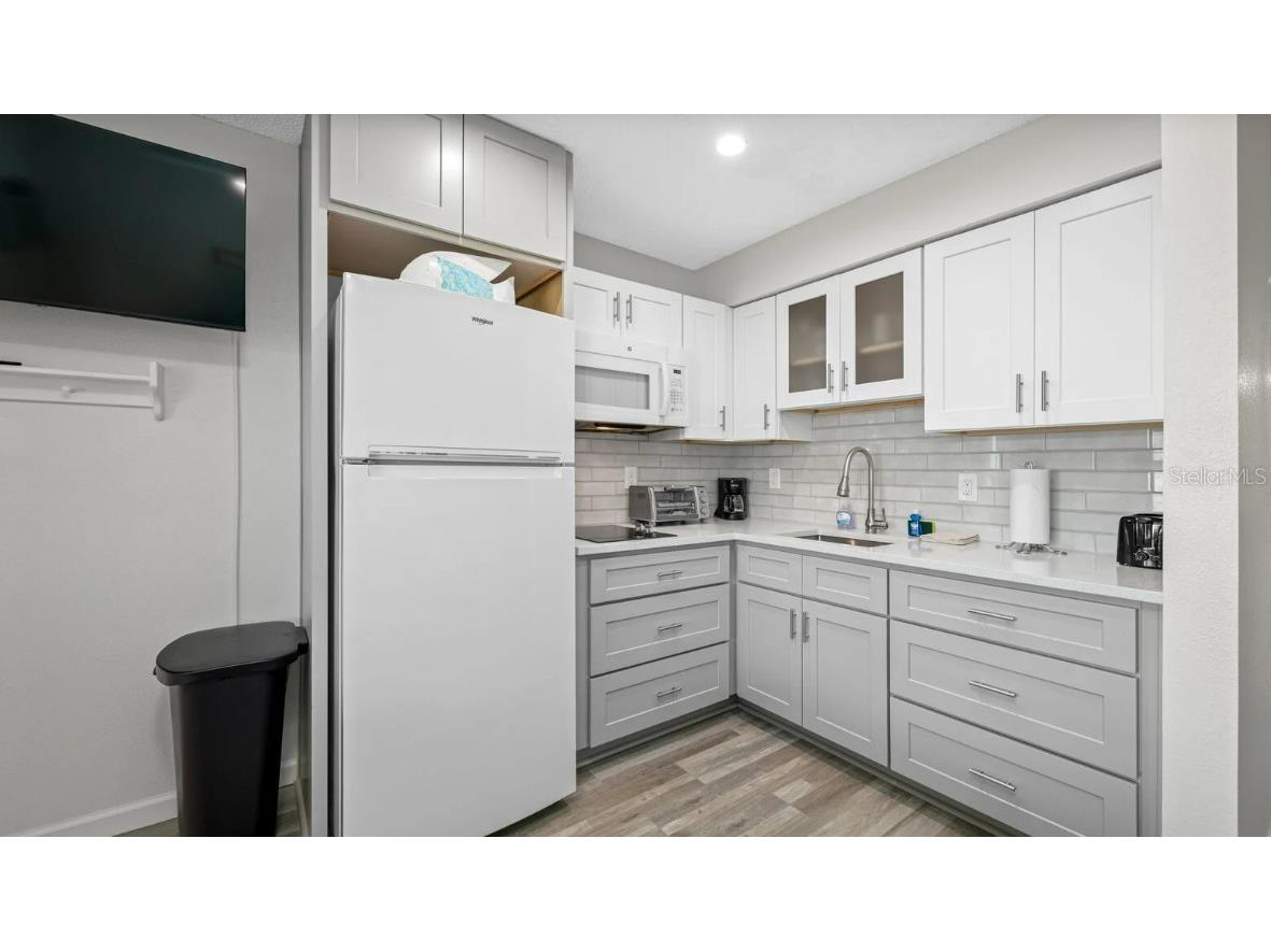 2700 Gulf Boulevard #2 Belleair Beach FL 33786 TB8480423 image5