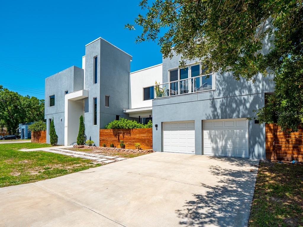 2700 N Myrtle Avenue Tampa FL 33602 T3496145 image1