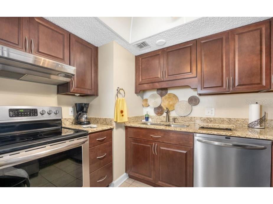 2700 Ocean Shore Boulevard #304 Ormond Beach FL 32176 - ATLANTIC OCEAN V4945360 image12