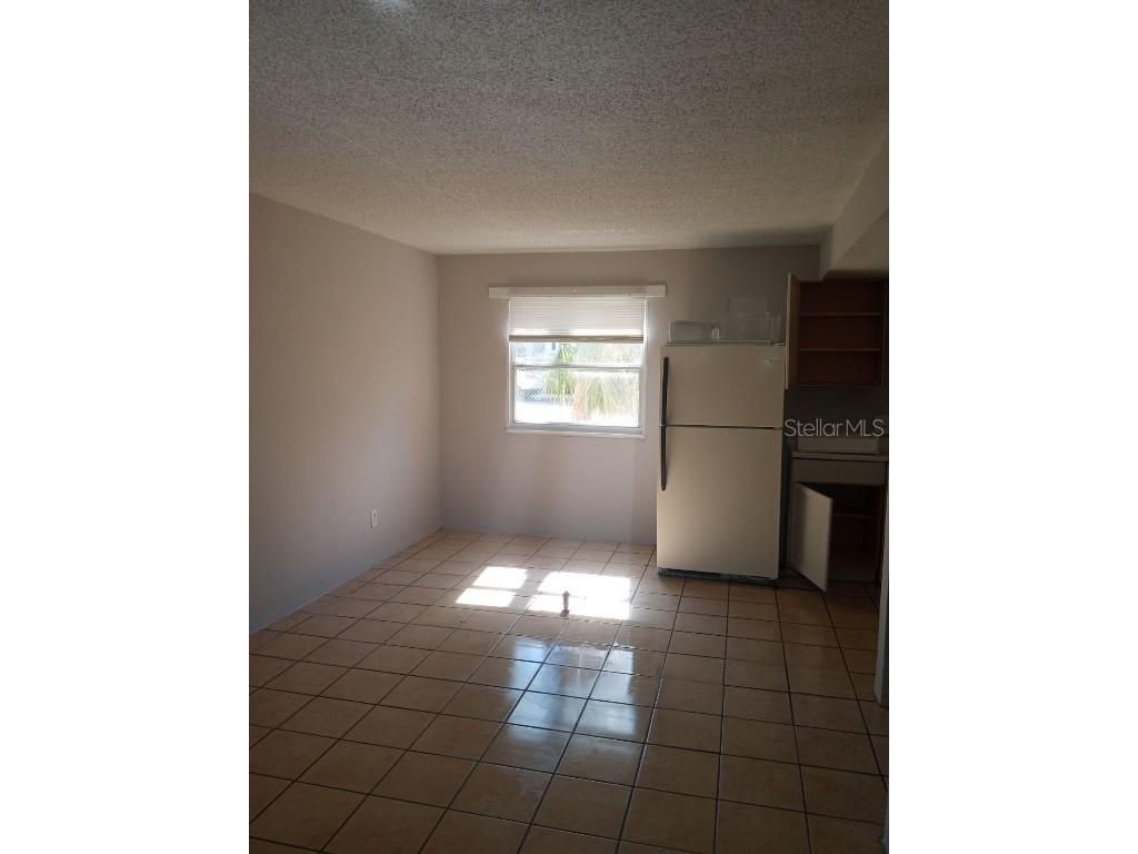 2700 Palmadelia Avenue Sarasota FL 34234 A4669620 image4