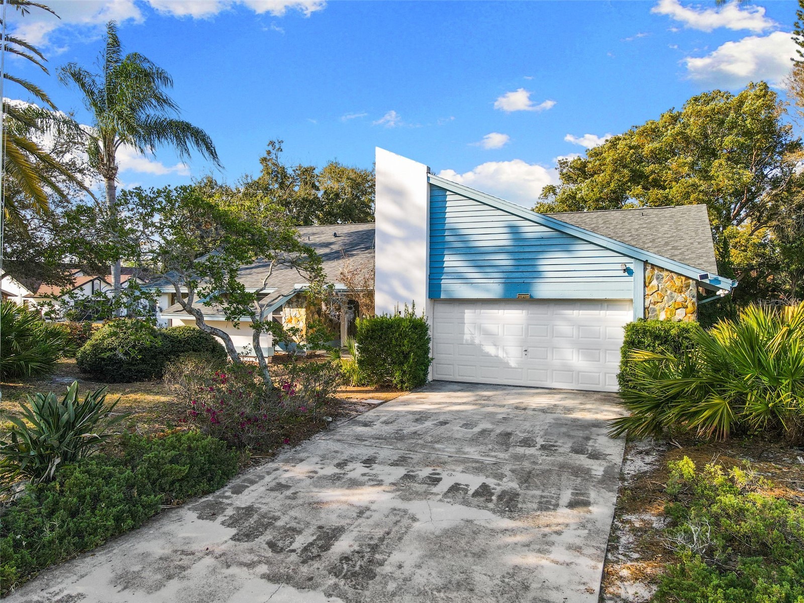 2700 Sedgefield Court E Clearwater FL 33761 TB8474889 image1