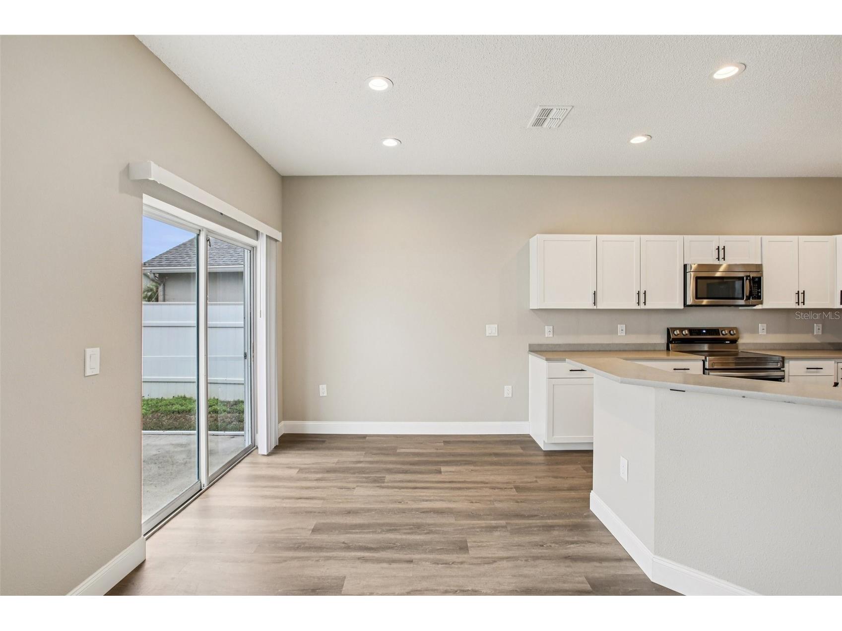 2700 Sierra Vista Way Holiday FL 34691 TB8463581 image12