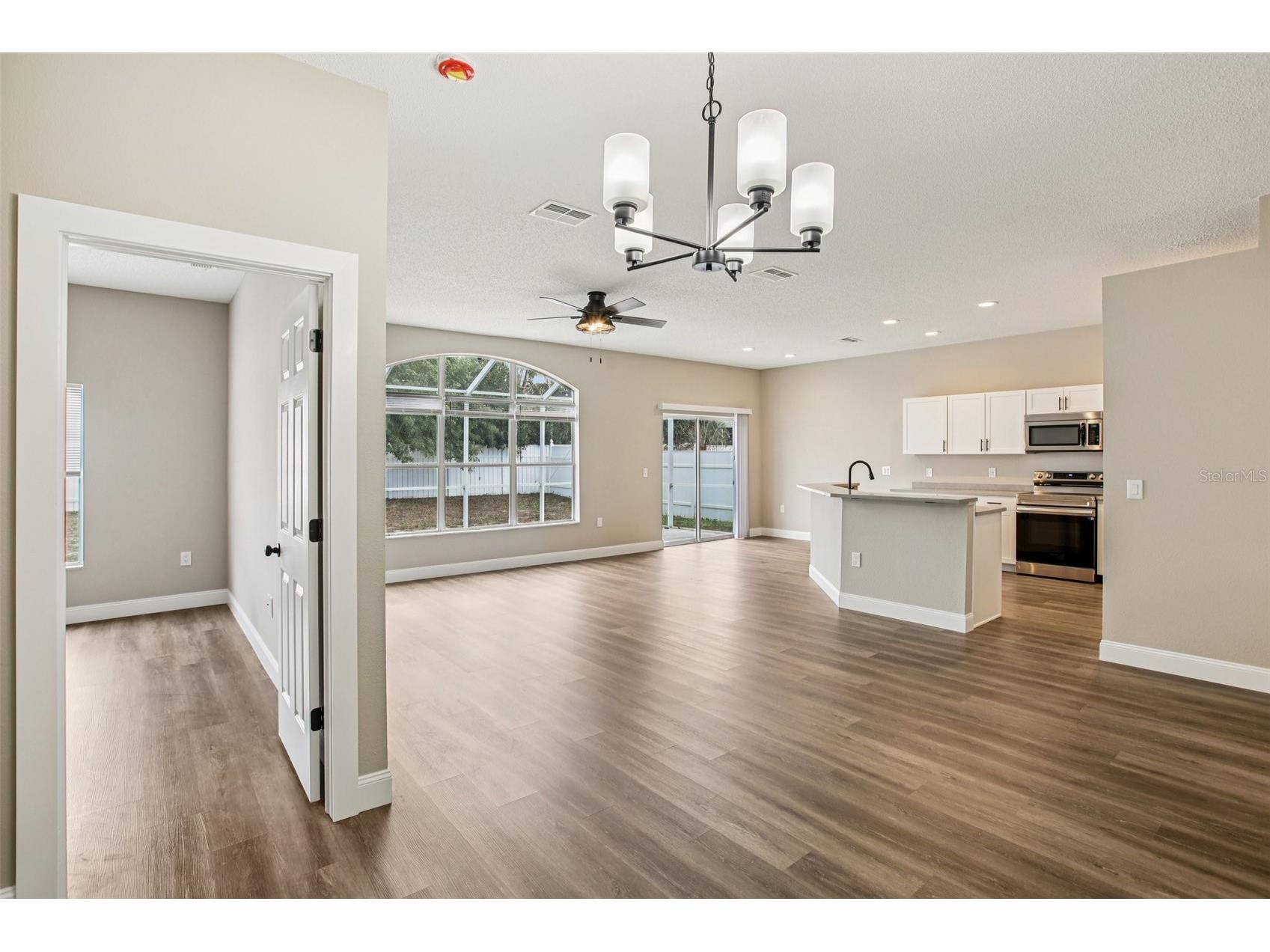 2700 Sierra Vista Way Holiday FL 34691 TB8463581 image13