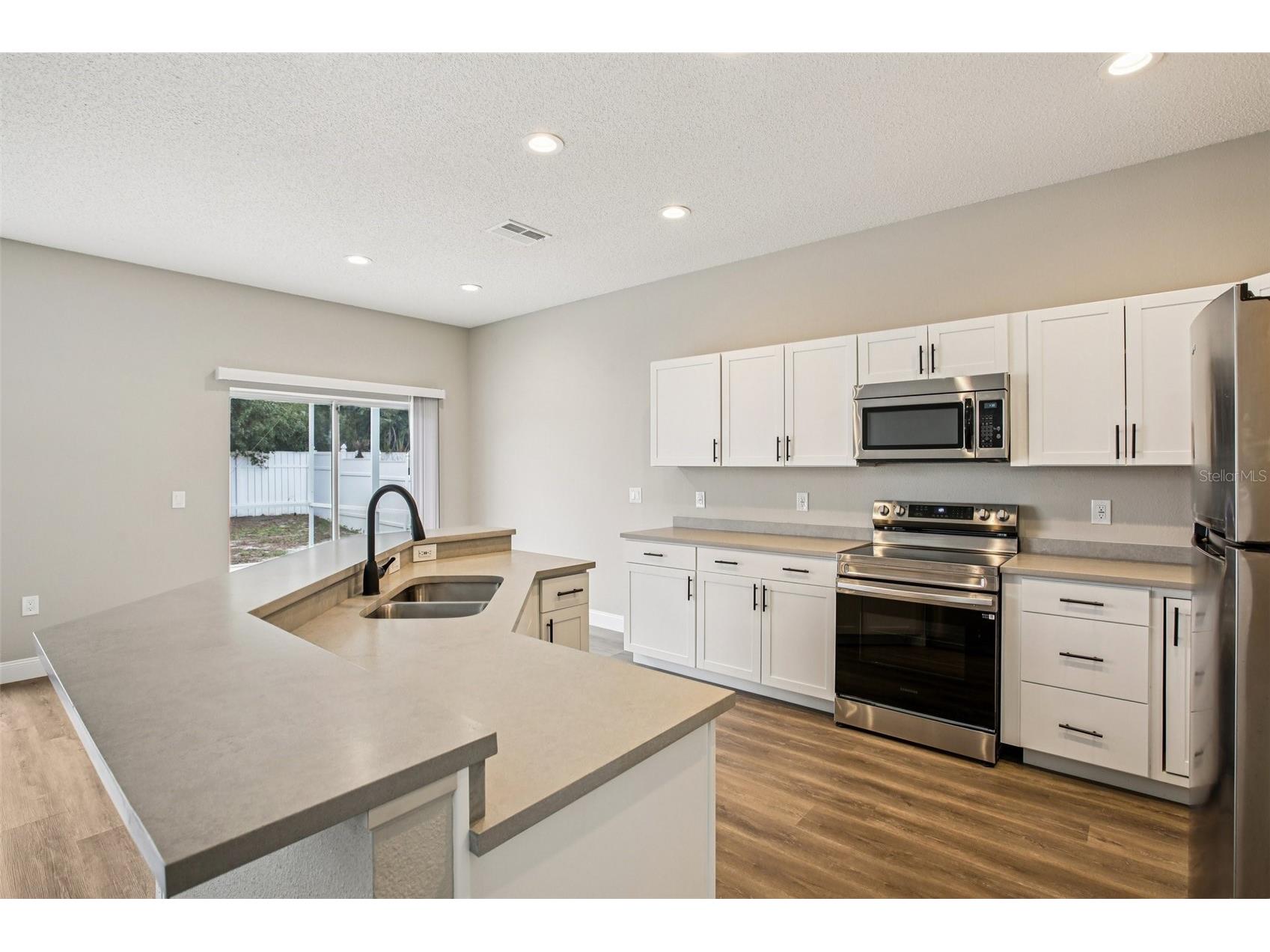 2700 Sierra Vista Way Holiday FL 34691 TB8463581 image15