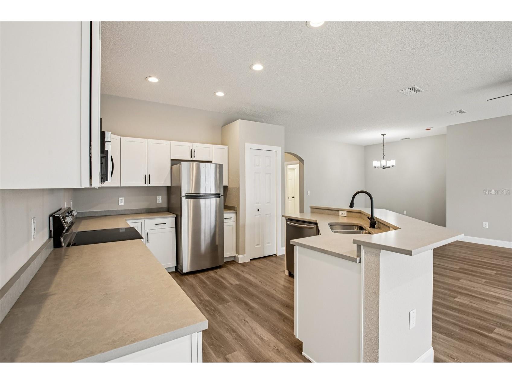2700 Sierra Vista Way Holiday FL 34691 TB8463581 image18