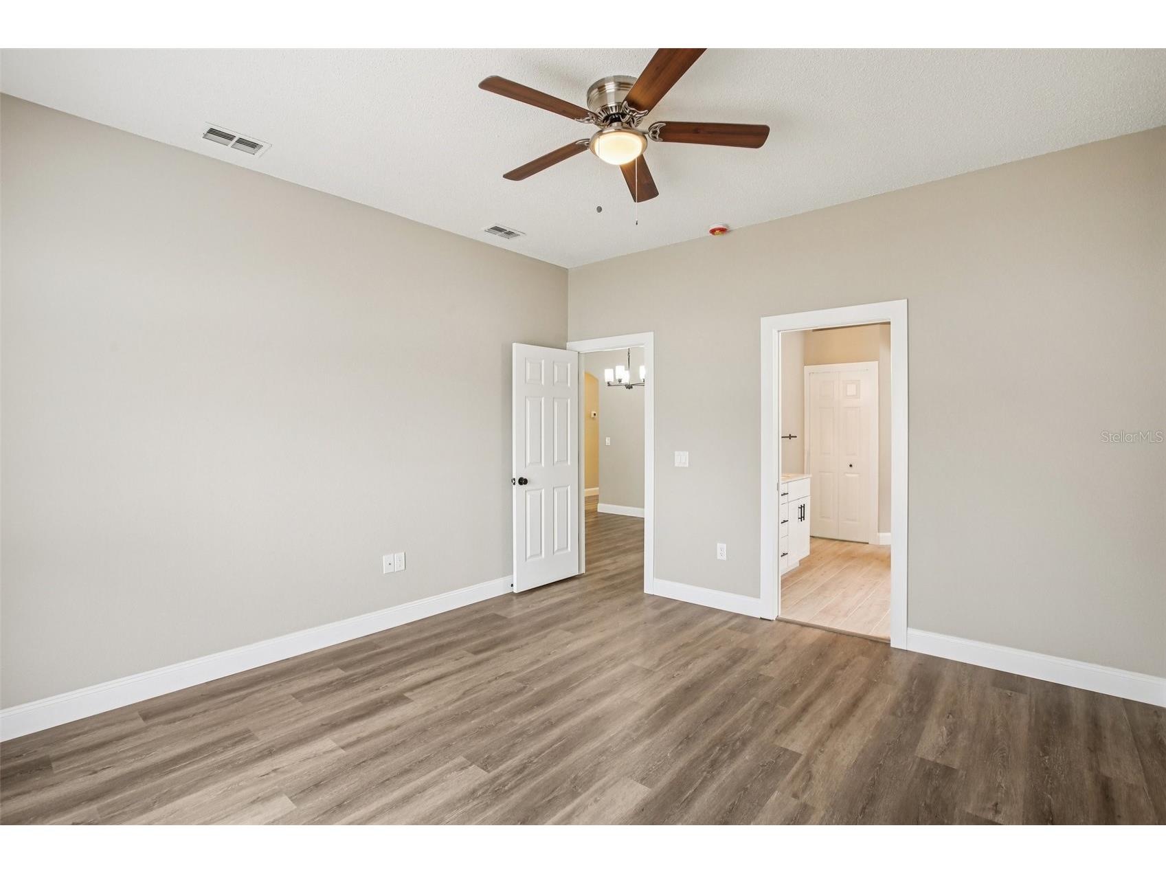 2700 Sierra Vista Way Holiday FL 34691 TB8463581 image28