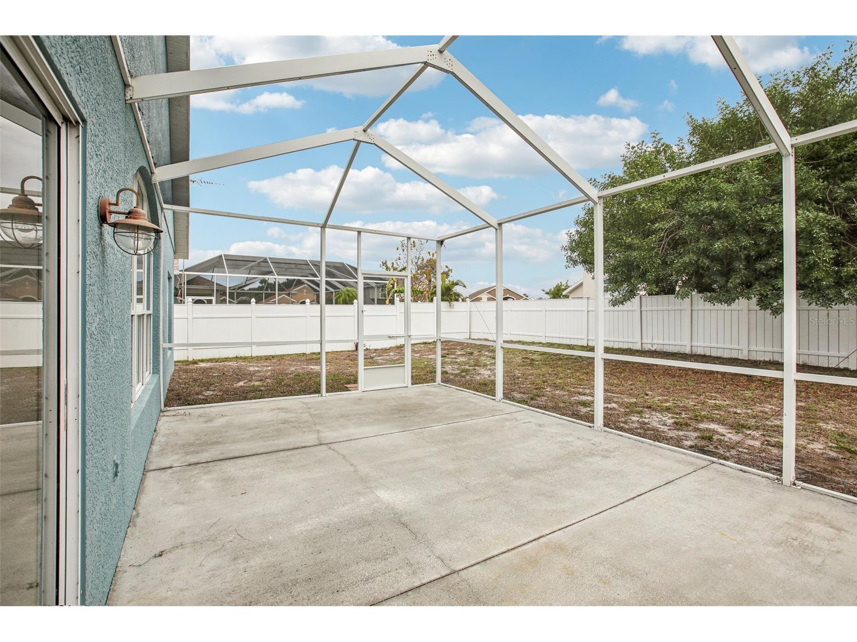 2700 Sierra Vista Way Holiday FL 34691 TB8463581 image36