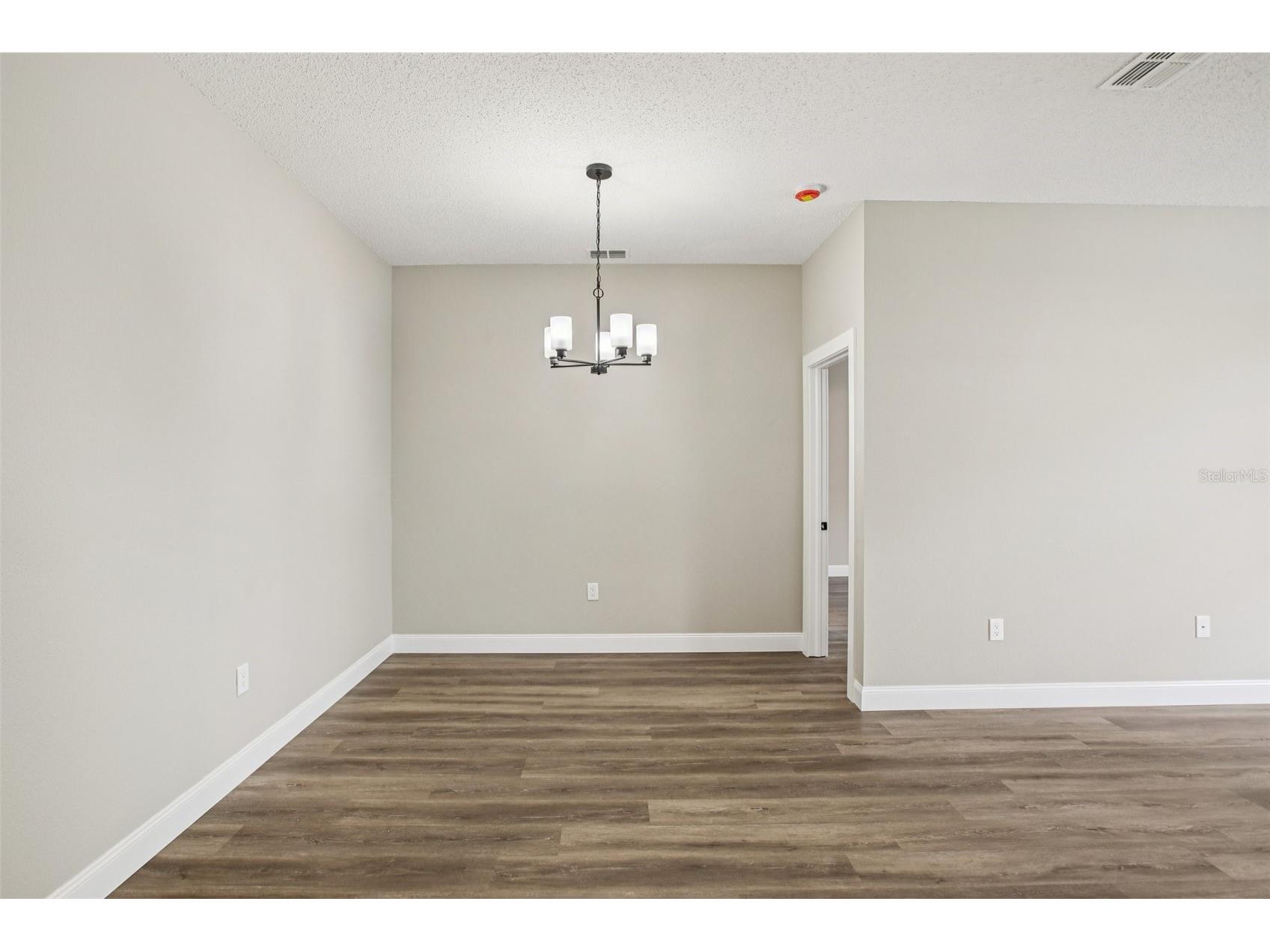 2700 Sierra Vista Way Holiday FL 34691 TB8463581 image8