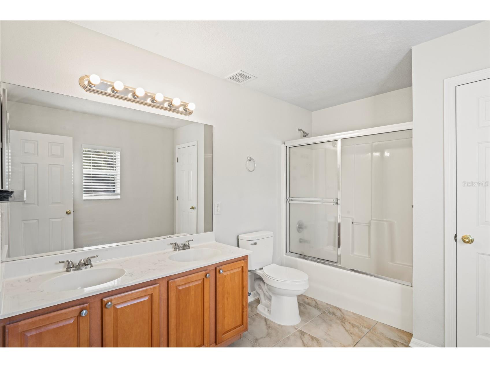 27004 Stillbrook Drive Wesley Chapel FL 33544 TB8439018 image15