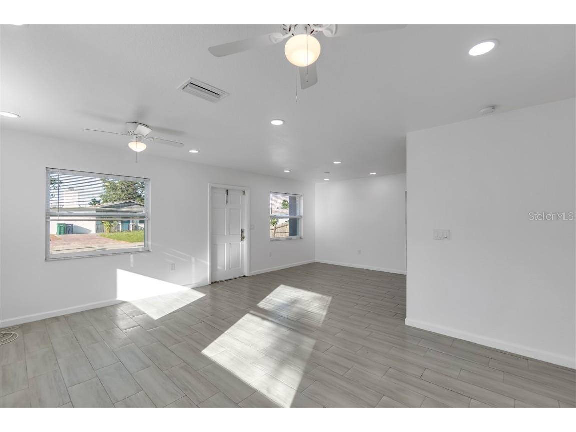 2701 13th Street W Palmetto FL 34221 A4669658 image9