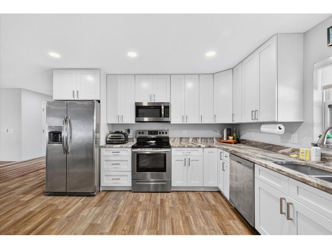 2701 24th Avenue N Saint Petersburg FL 33713 W7880102 image11