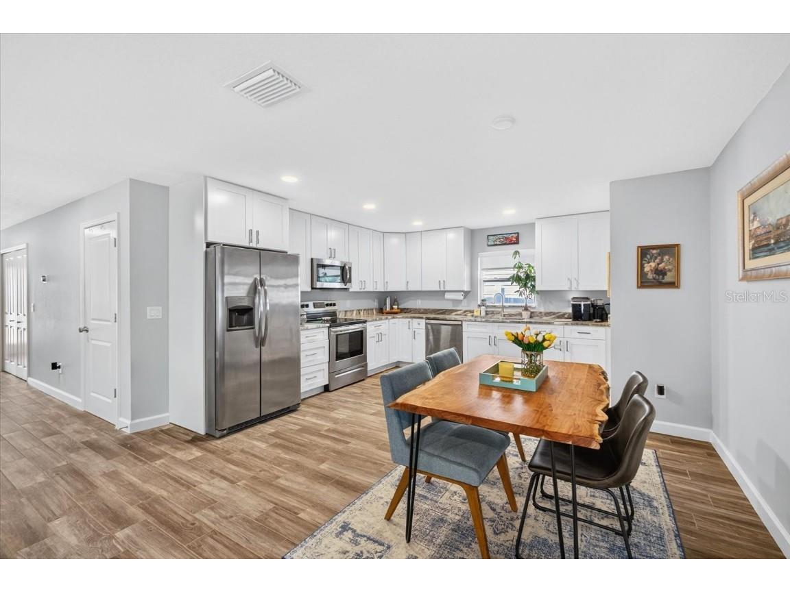 2701 24th Avenue N Saint Petersburg FL 33713 W7880102 image9