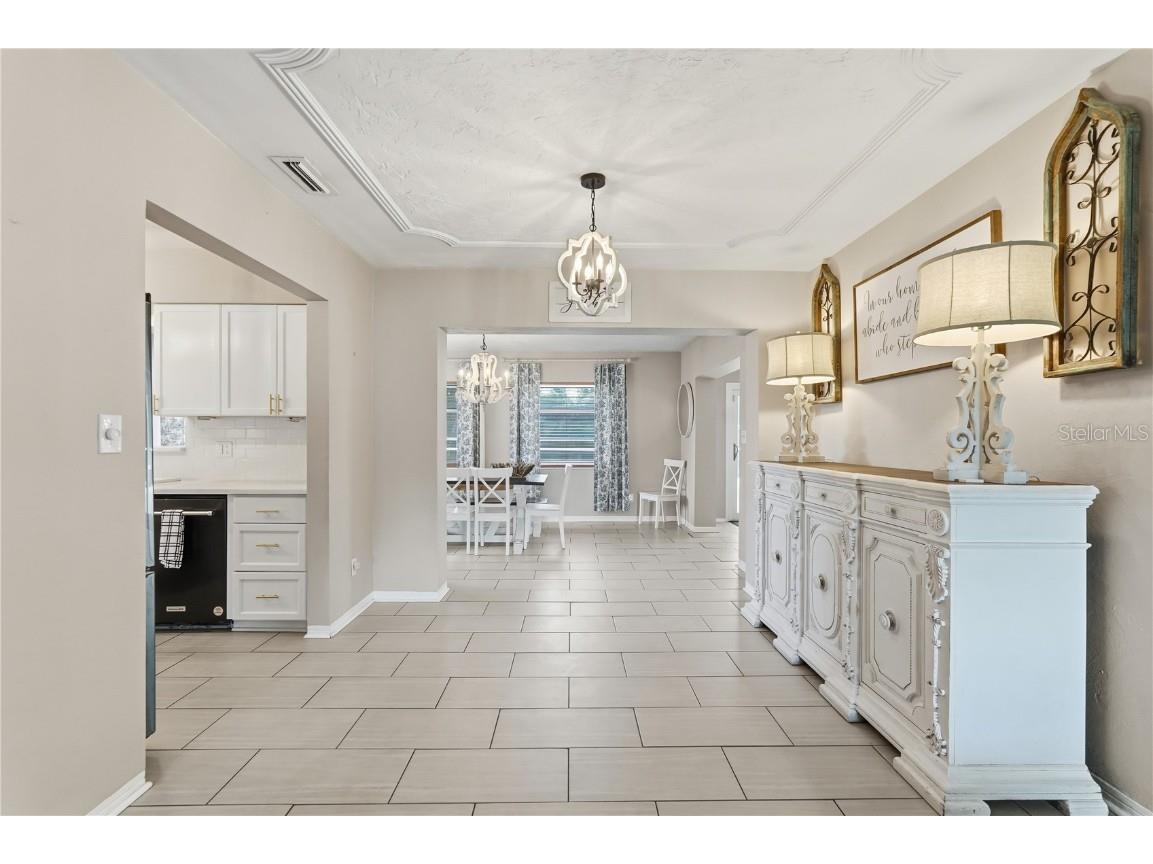 2701 64th Avenue S Saint Petersburg FL 33712 TB8456651 image12