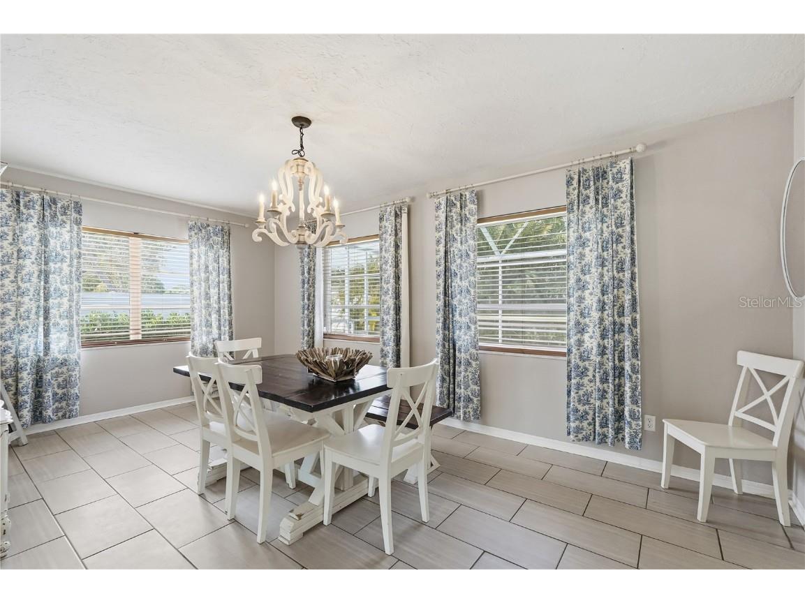 2701 64th Avenue S Saint Petersburg FL 33712 TB8456651 image14