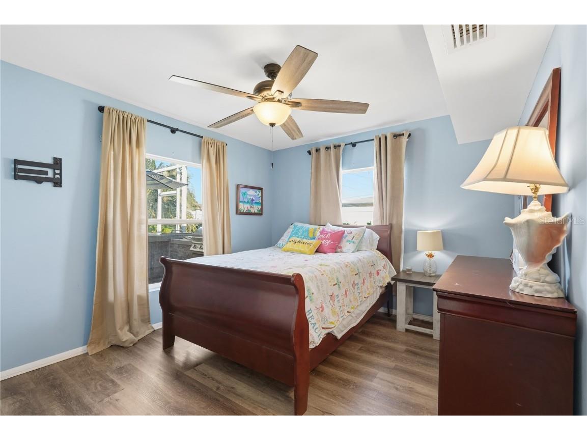 2701 64th Avenue S Saint Petersburg FL 33712 TB8456651 image19