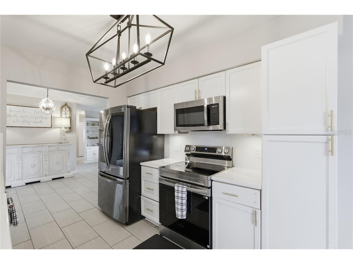 2701 64th Avenue S Saint Petersburg FL 33712 TB8456651 image9