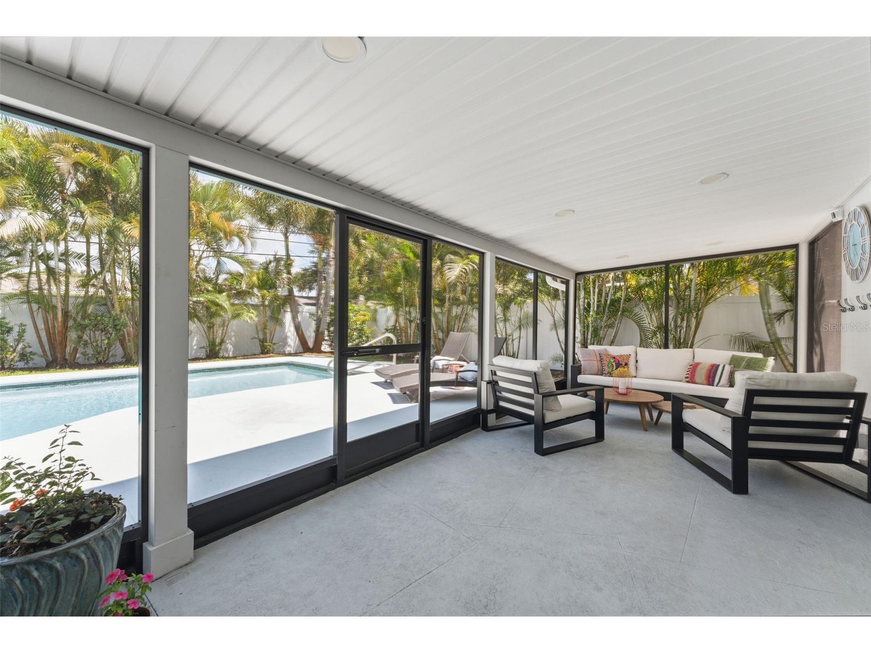 2701 67th Way N Saint Petersburg FL 33710 TB8509160 image10